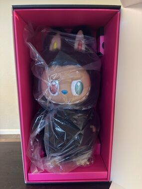 NIB - The Monsters 10th Anniversary Series - Zimomo Vinyl Plush Doll